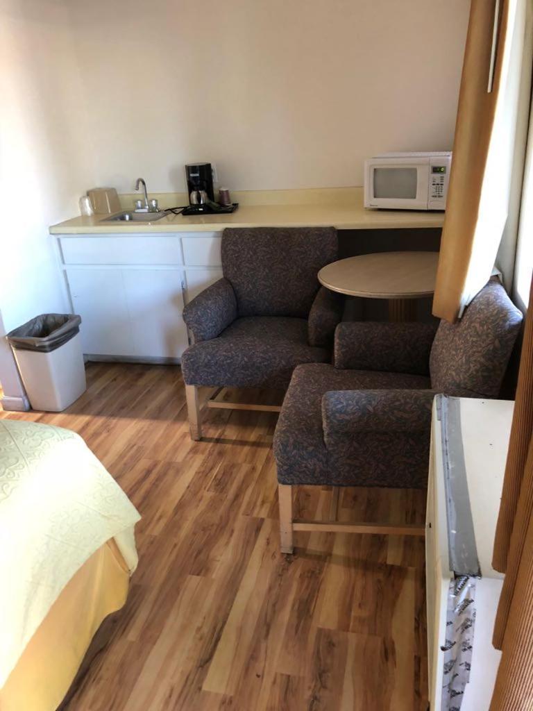 Kelseyville Motel Eksteriør bilde