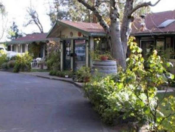 Kelseyville Motel Eksteriør bilde